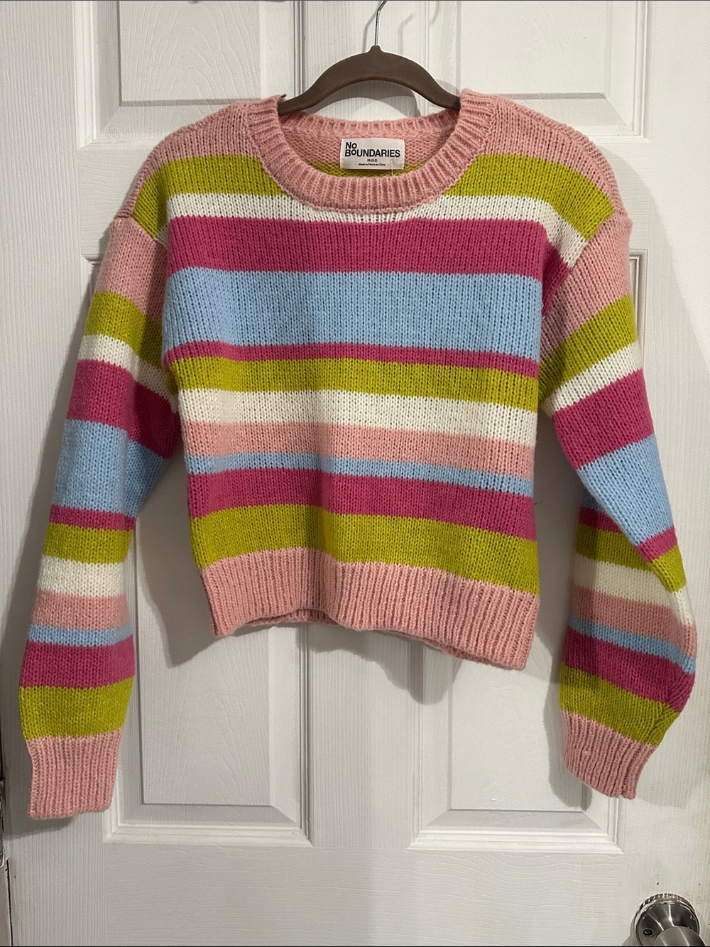 No Boundaries Pastel Multi-Stripe Crewneck Sweater size XS(0-2)